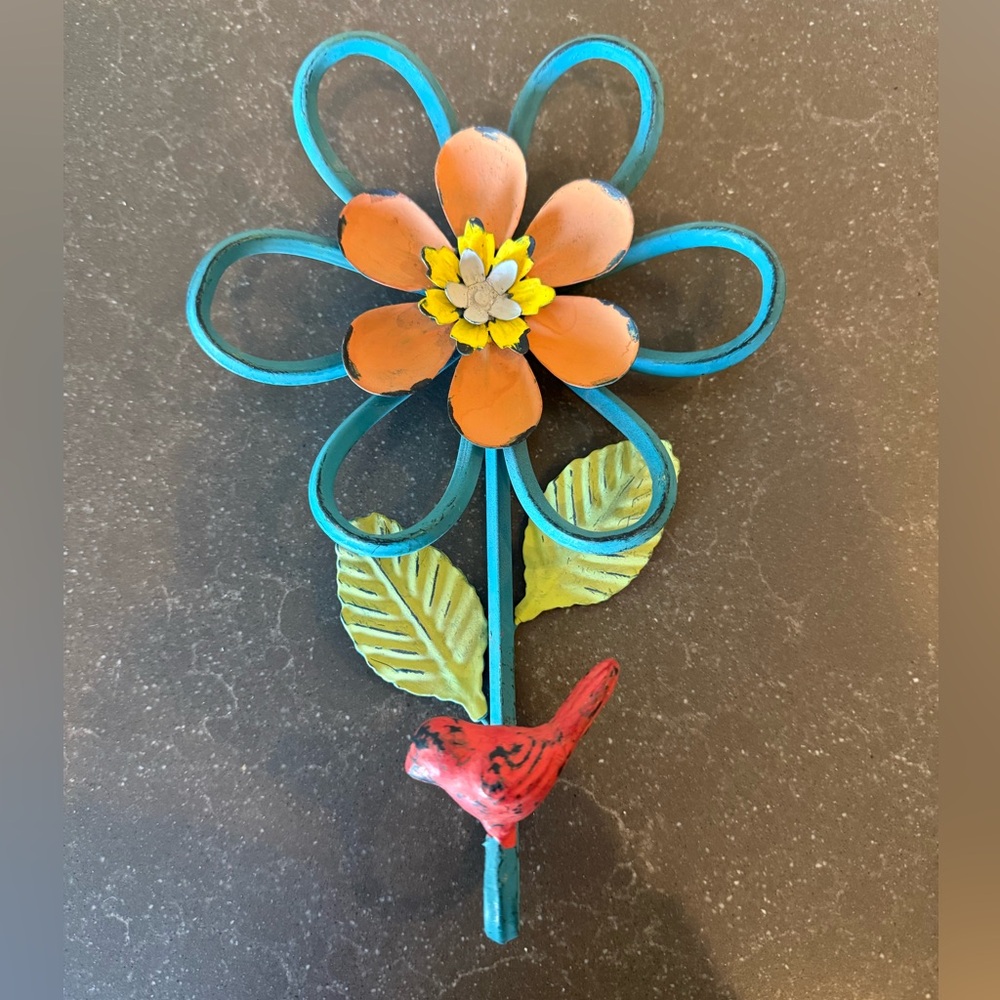Charming Handpainted Metal Flower Wall Hook Shabby Chic Indoor/Outdoor 10” Tall
